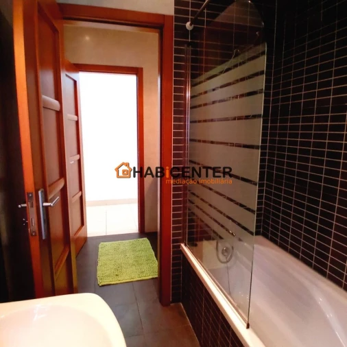 Apartamento T4 para Venda em Nazare Foto 28