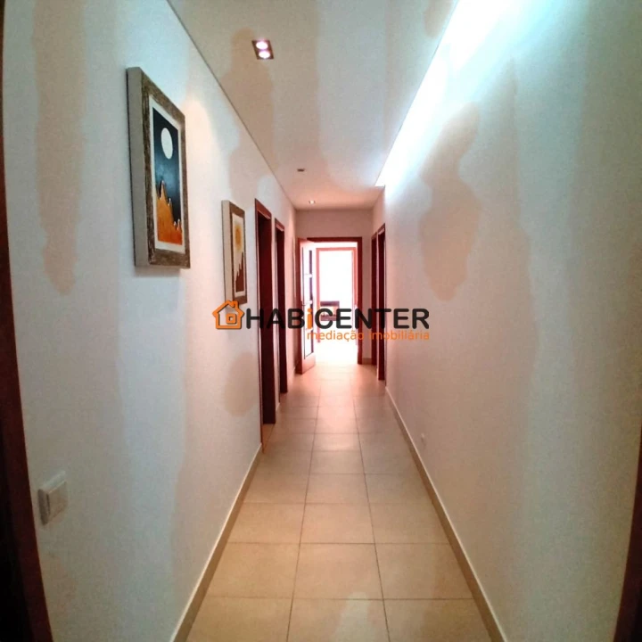 Apartamento T4 para Venda em Nazare Foto 22