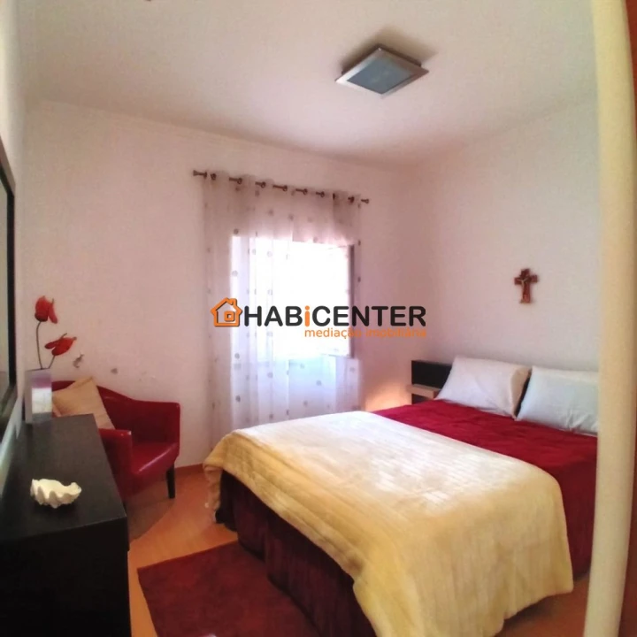 Apartamento T4 para Venda em Nazare Foto 17