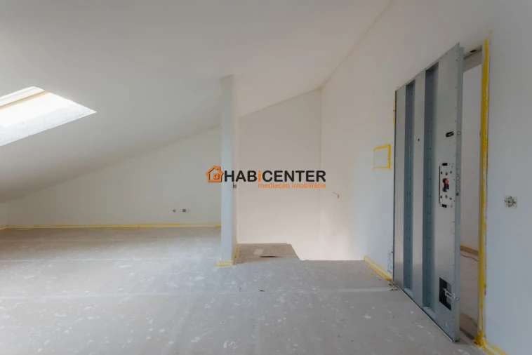 Apartamento T0 para Venda em Pataias e Martingança Foto 16