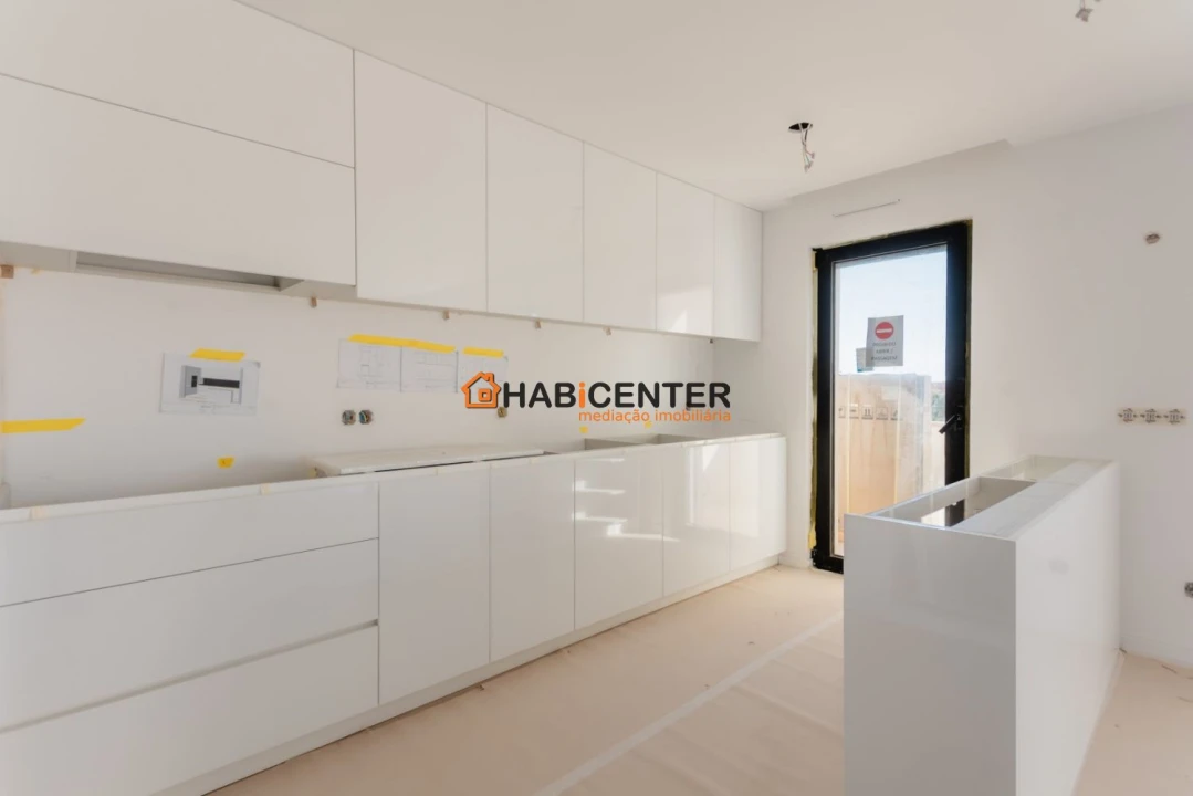 Apartamento T0 para Venda em Pataias e Martingança Foto 9