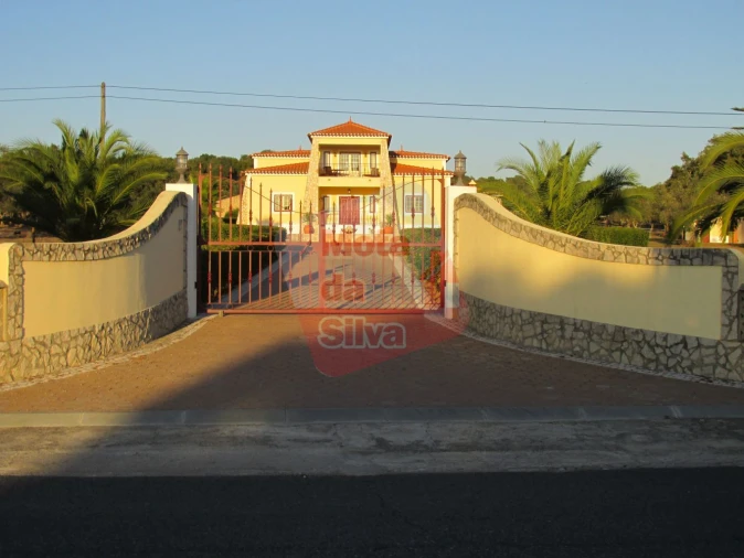 Quinta T4 para Venda em Cabeço de Vide Foto 2