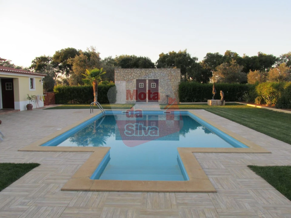 Quinta T4 para Venda em Cabeço de Vide Foto 10