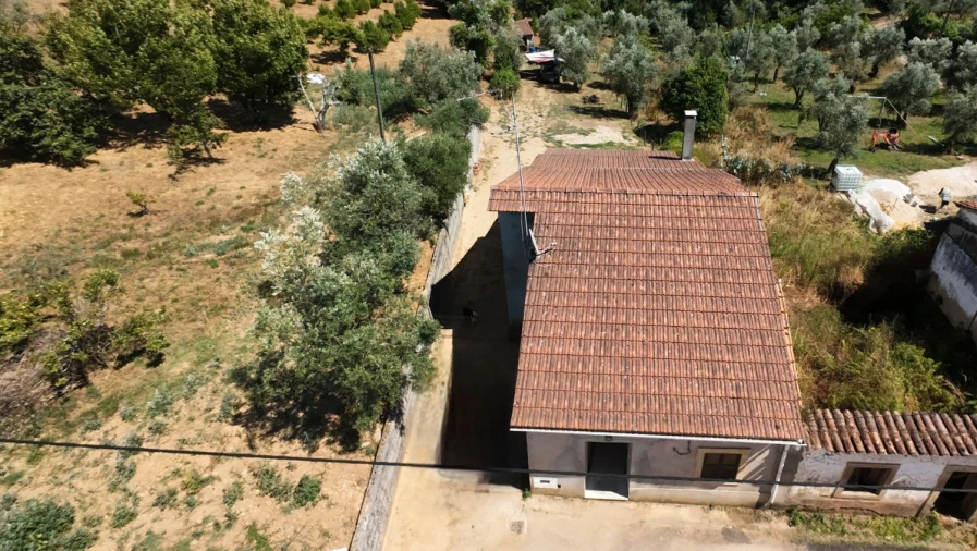 Moradia T2 para Venda em Aguas Belas Foto 1