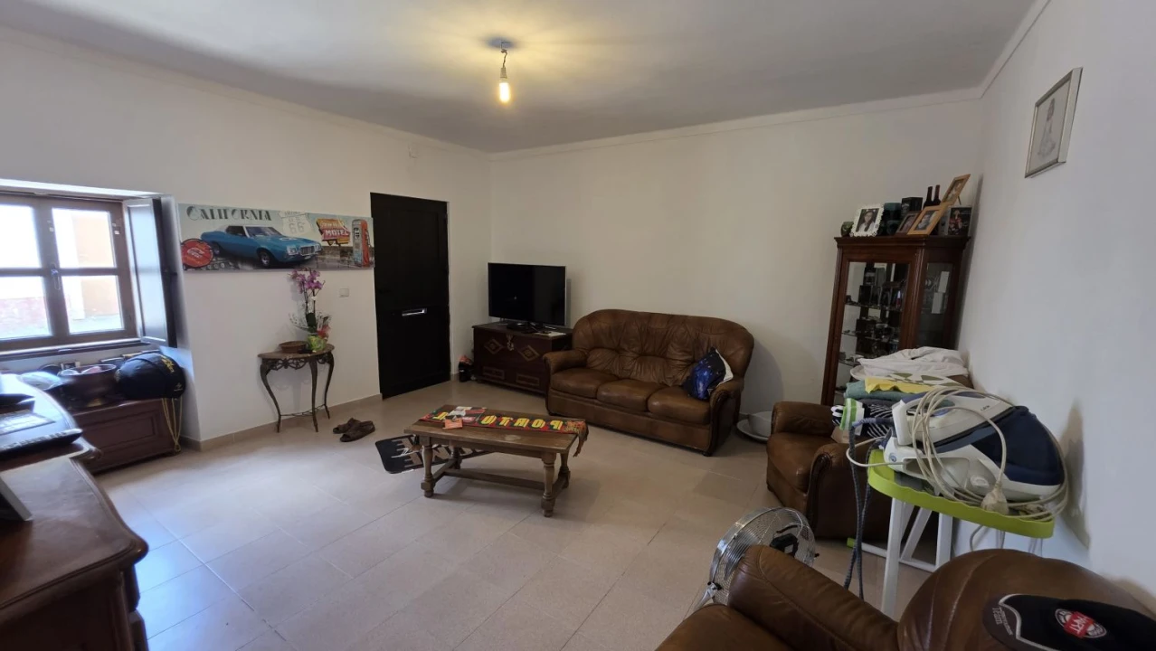 Moradia T2 para Venda em Aguas Belas Foto 12