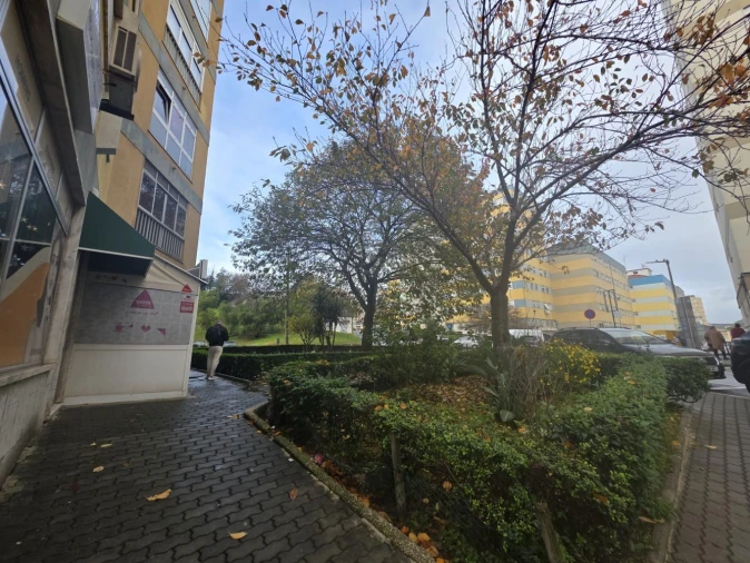 Loja para Trespasse em Odivelas Foto 12