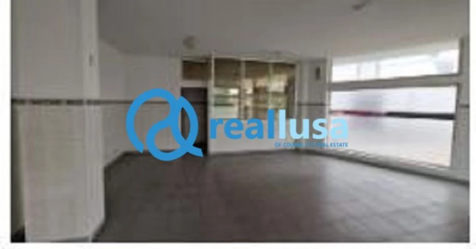 Loja para Venda em Mafamude e Vilar do Paraíso Foto 3