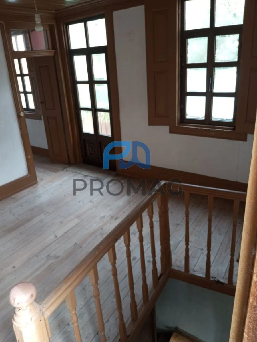 Moradia T2 para Venda em São Martinho de Mouros Foto 9