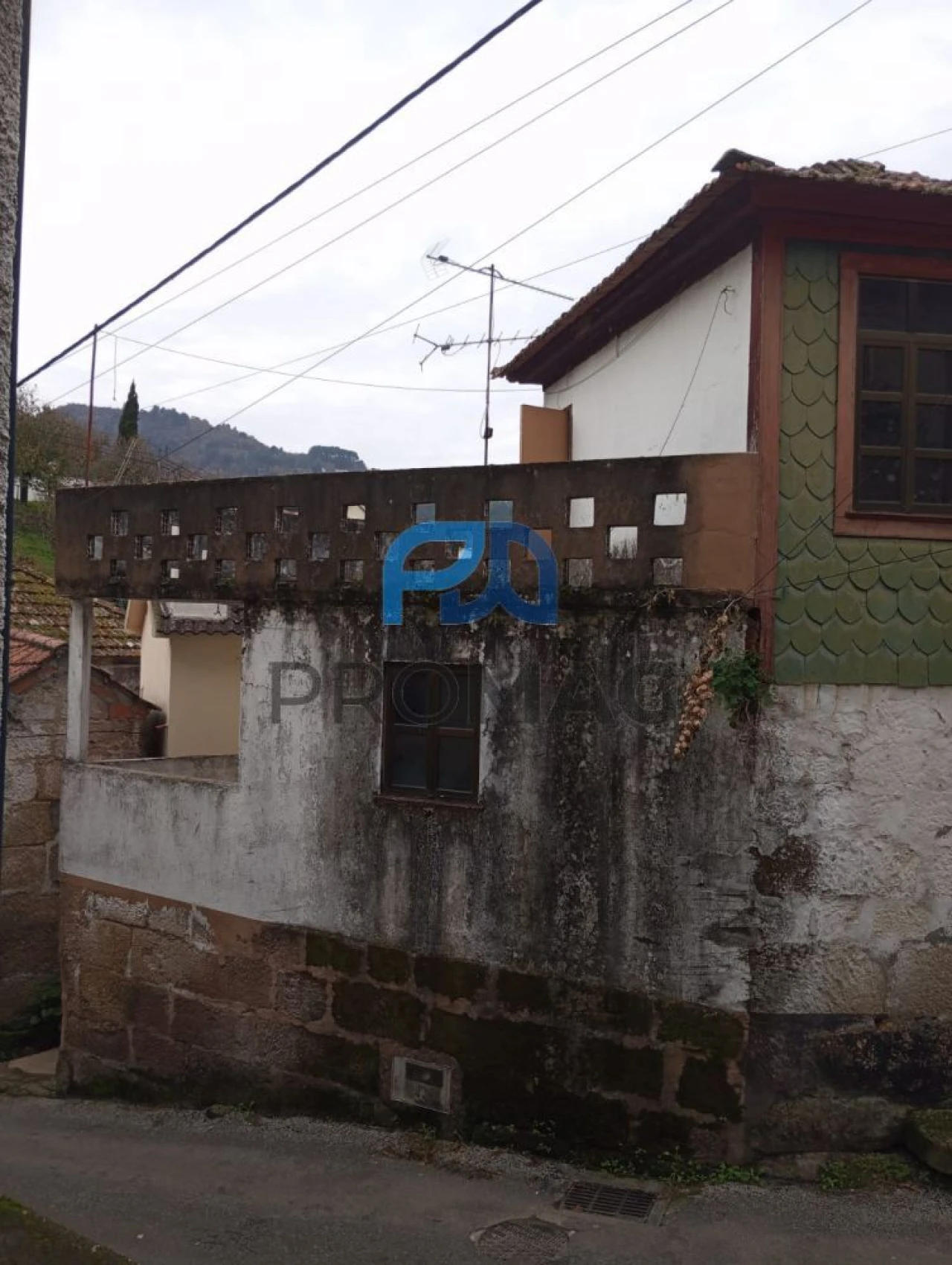 Moradia T2 para Venda em São Martinho de Mouros Foto 5