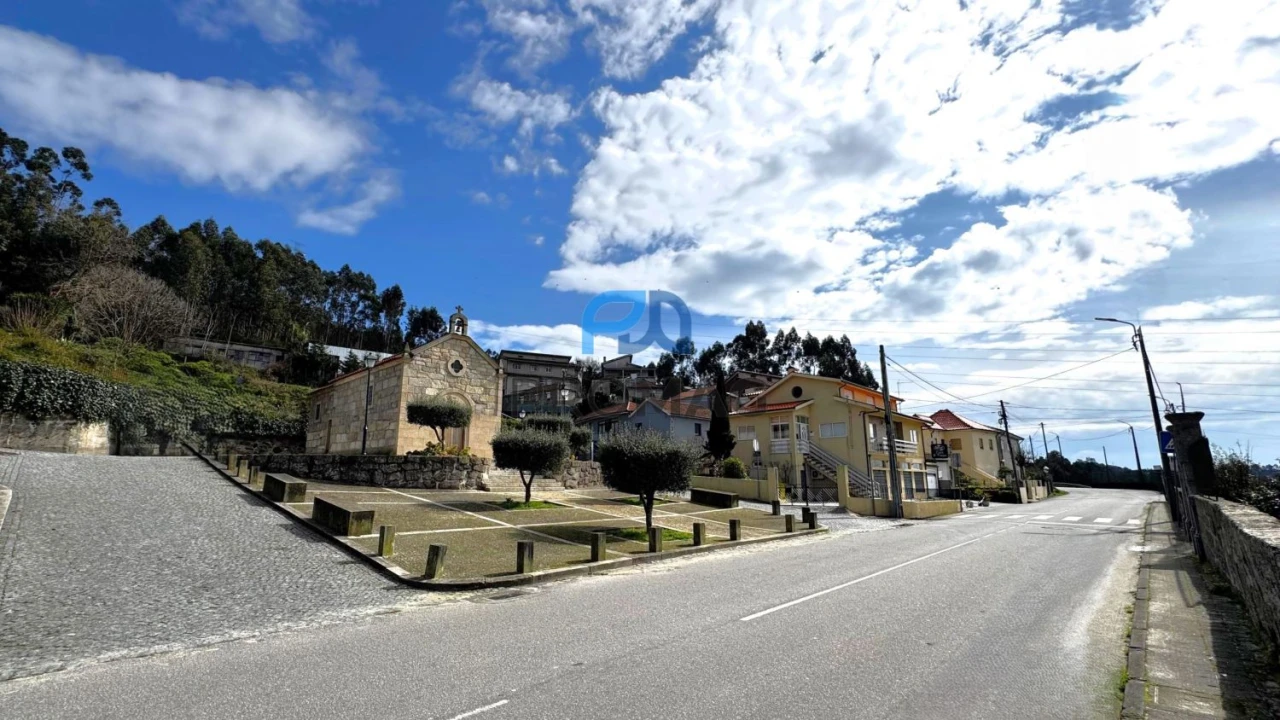 Terreno para Venda em Rebordosa Foto 10