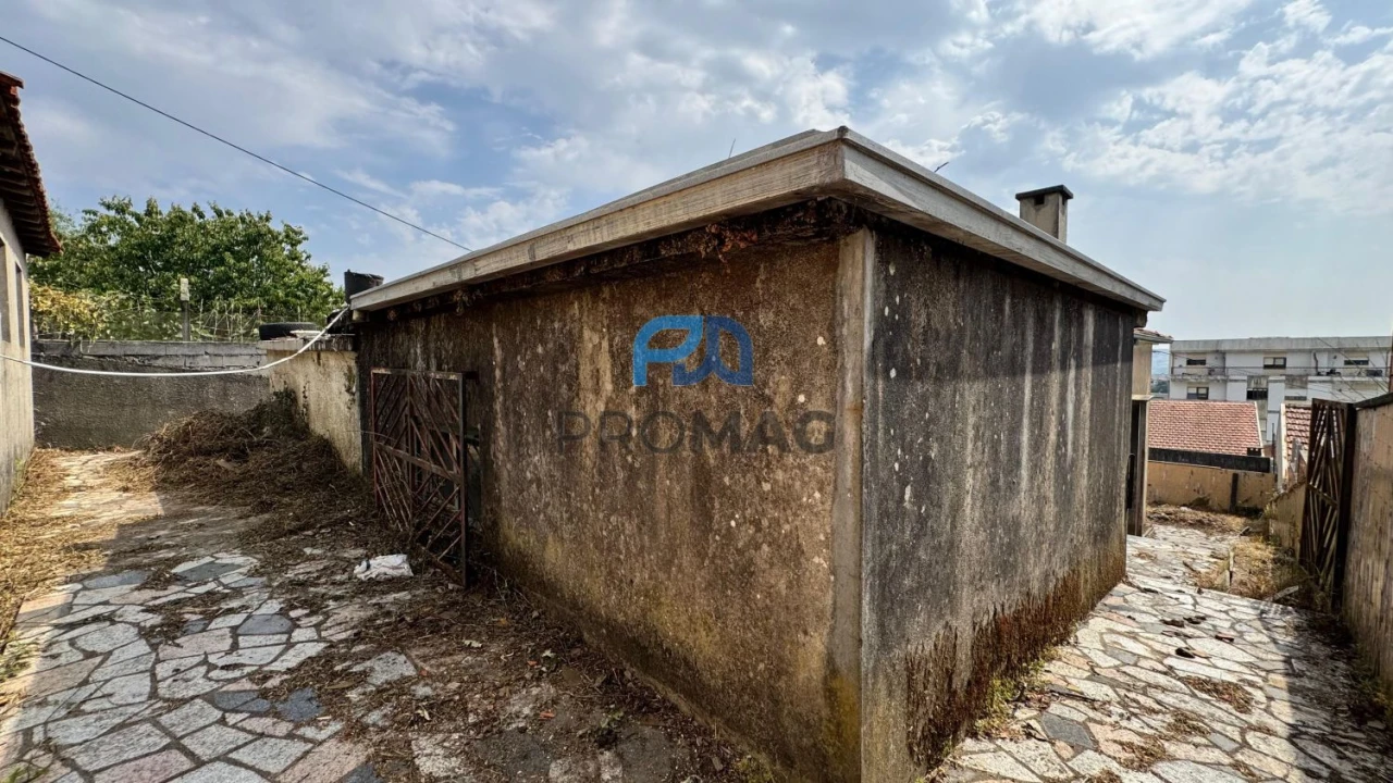 Moradia T9 para Venda em Gondomar (São Cosme), Valbom e Jovim Foto 5