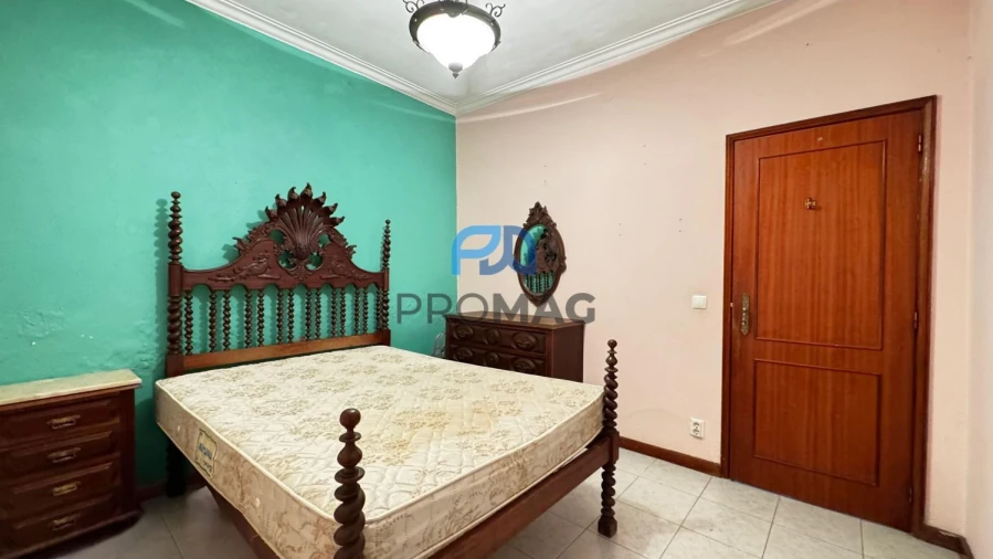 Moradia T9 para Venda em Gondomar (São Cosme), Valbom e Jovim Foto 14