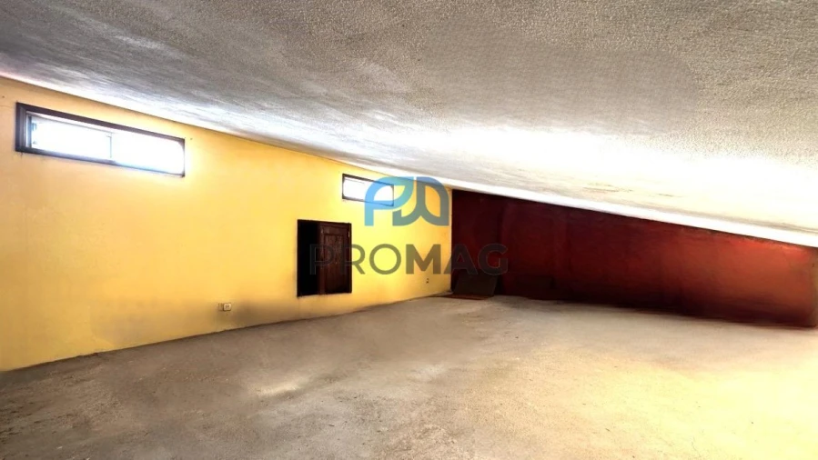 Moradia T9 para Venda em Gondomar (São Cosme), Valbom e Jovim Foto 32