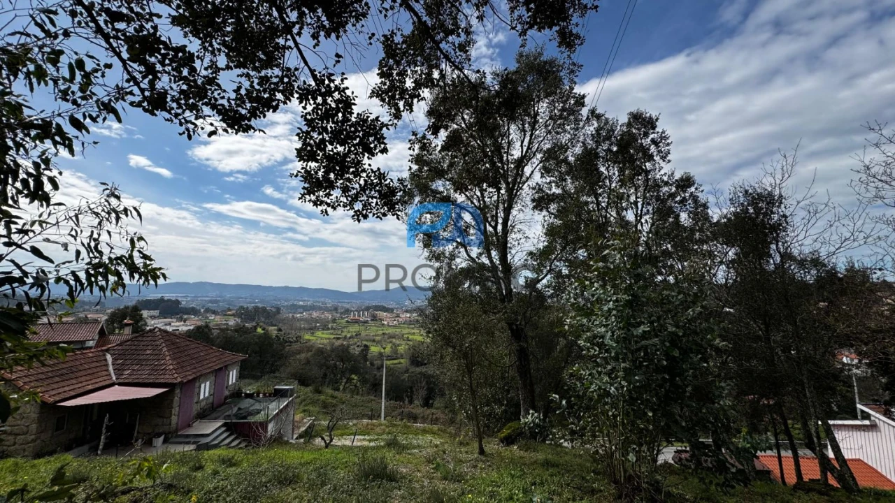 Terreno para Venda em Rebordosa Foto 23