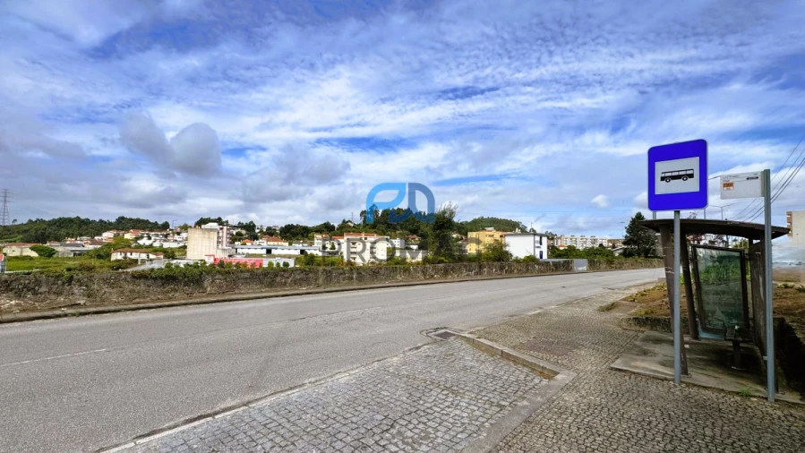 Terreno para Venda em Rebordosa Foto 7