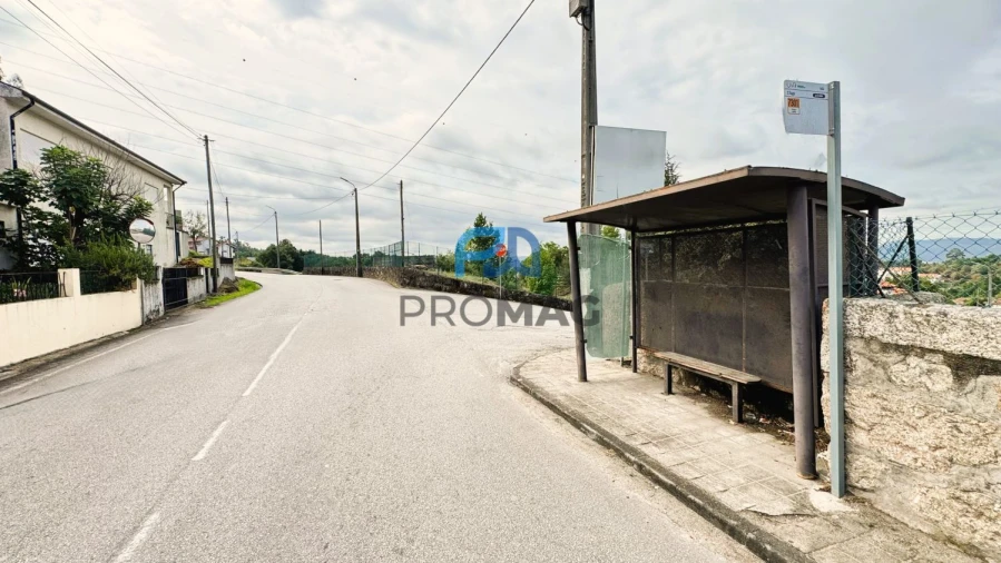 Terreno para Venda em Rebordosa Foto 6