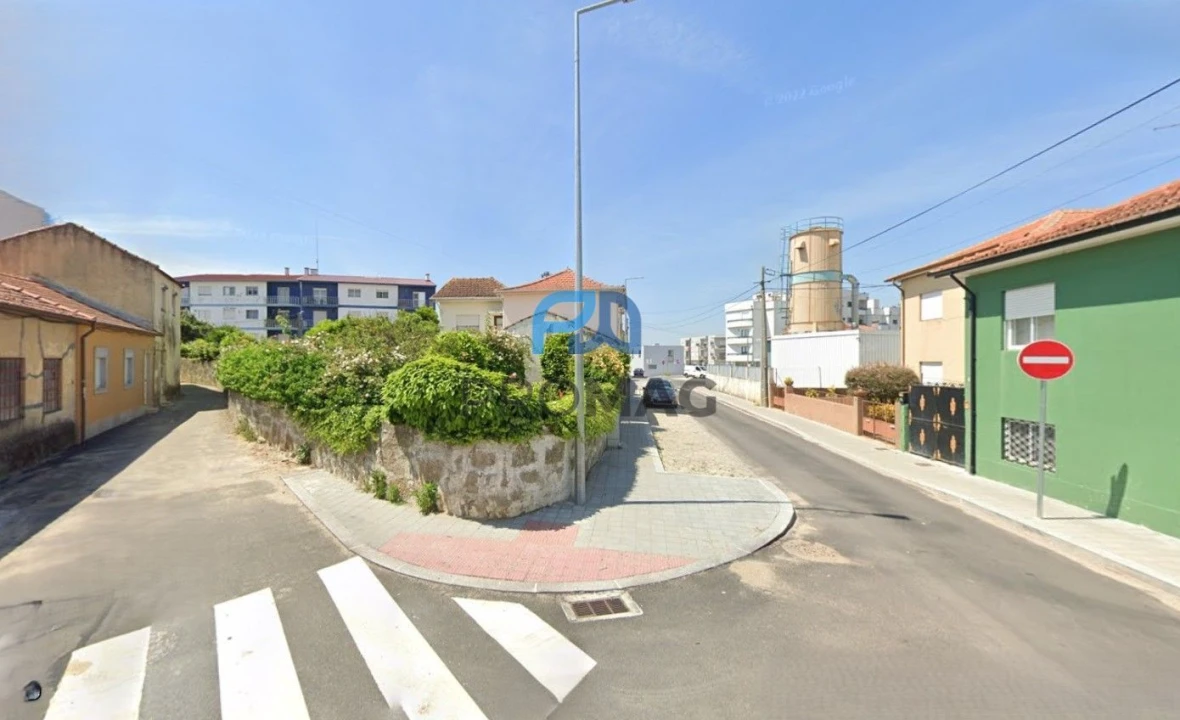 Moradia T2 para Venda em Gondomar (São Cosme), Valbom e Jovim Foto 4