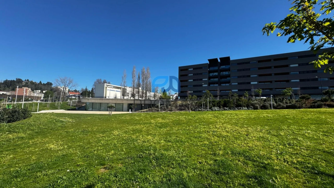 Moradia T4 para Venda em Gondomar (São Cosme), Valbom e Jovim Foto 35