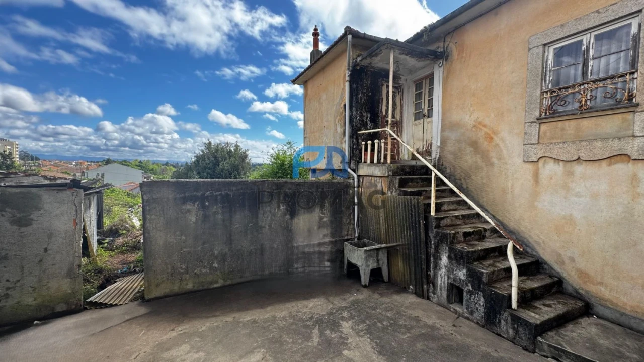 Moradia T4 para Venda em Gondomar (São Cosme), Valbom e Jovim Foto 1
