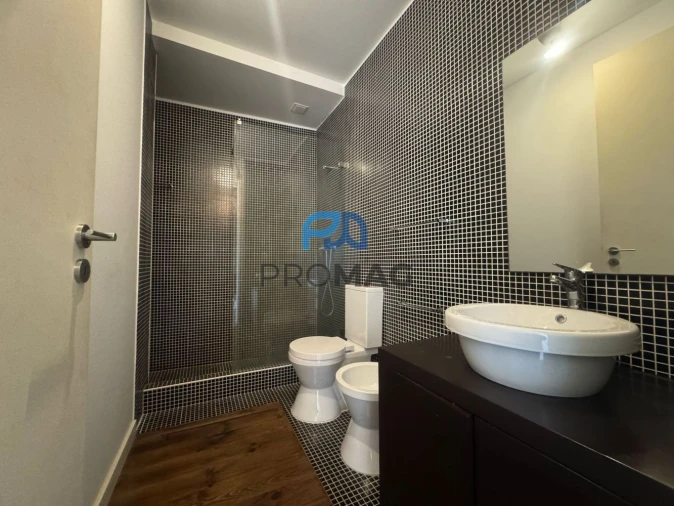 Loja para Venda em Cedofeita, Santo Ildefonso, Sé, Miragaia, São Nicolau e Vitória Foto 30