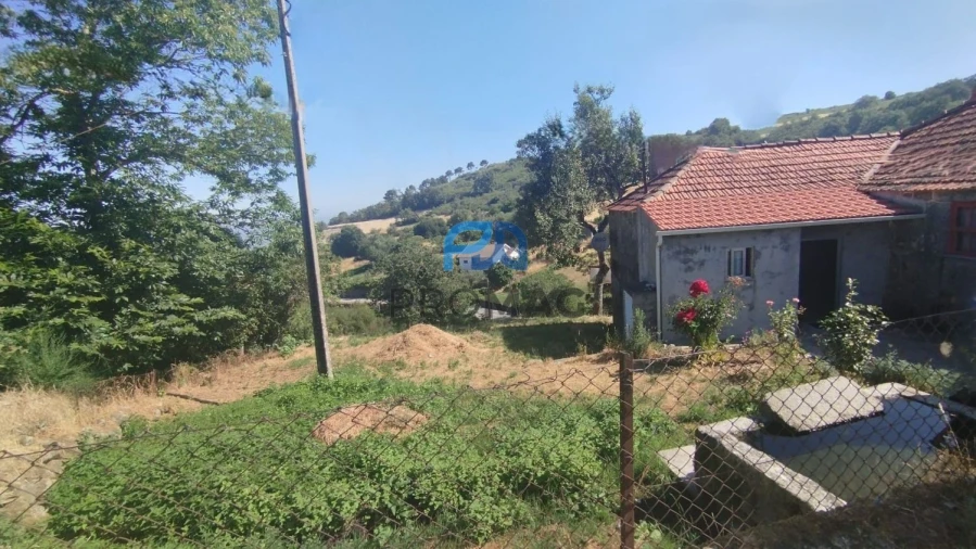 Moradia T1 para Venda em Felgueiras e Feirão Foto 3