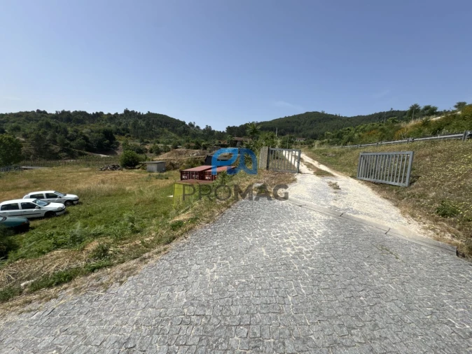 Terreno para Venda em Freixo de Cima e de Baixo Foto 7