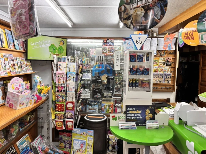 Loja para Arrendamento em Oliveira, São Paio e São Sebastião Foto 6