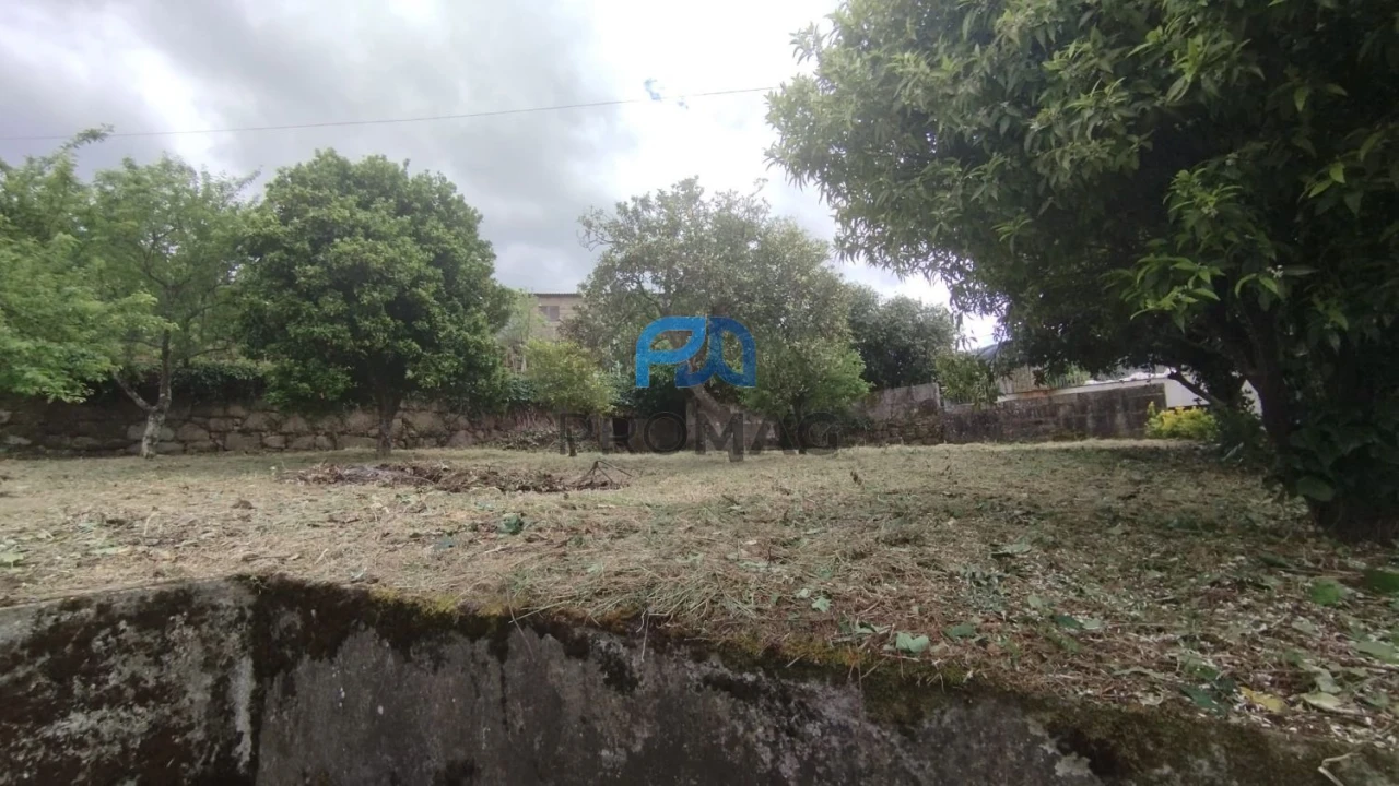 Moradia T6 para Venda em Resende Foto 34