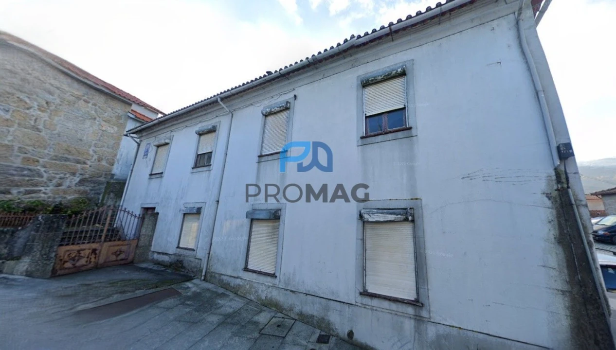 Moradia T6 para Venda em Resende Foto 6