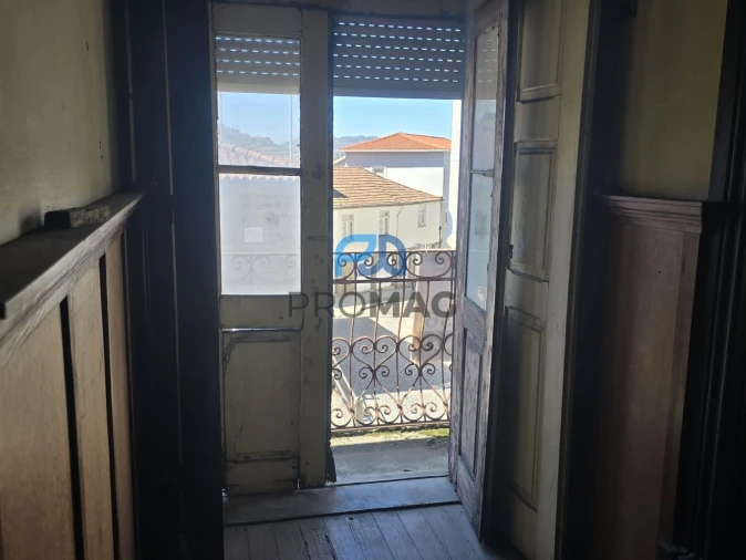 Moradia T6 para Venda em Resende Foto 17