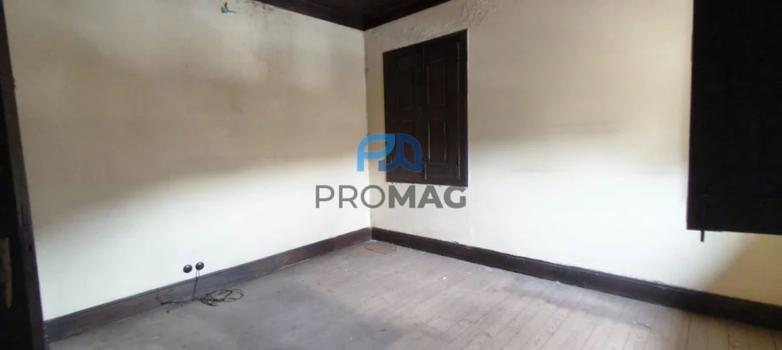 Moradia T6 para Venda em Resende Foto 42