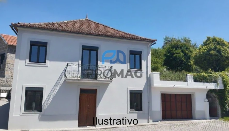 Moradia T6 para Venda em Resende Foto 3