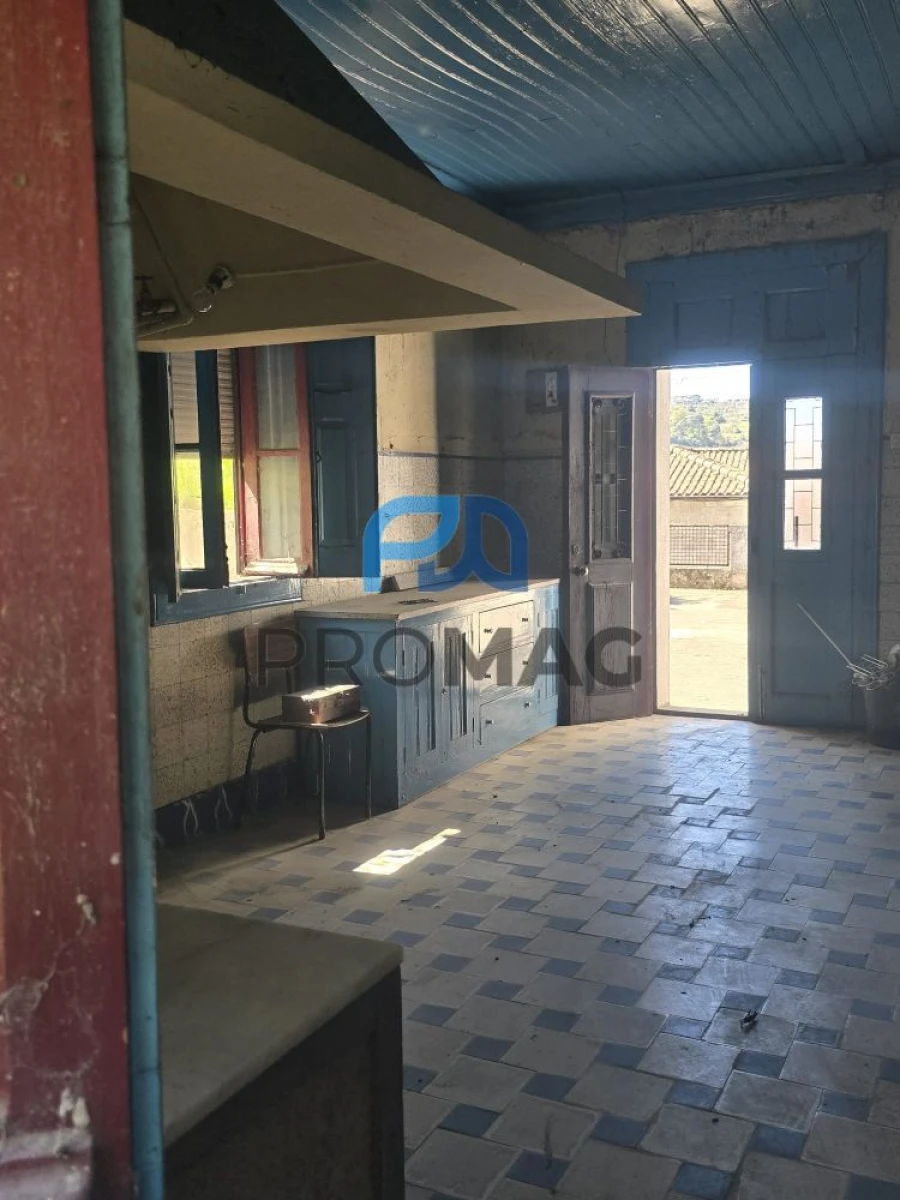 Moradia T6 para Venda em Resende Foto 29