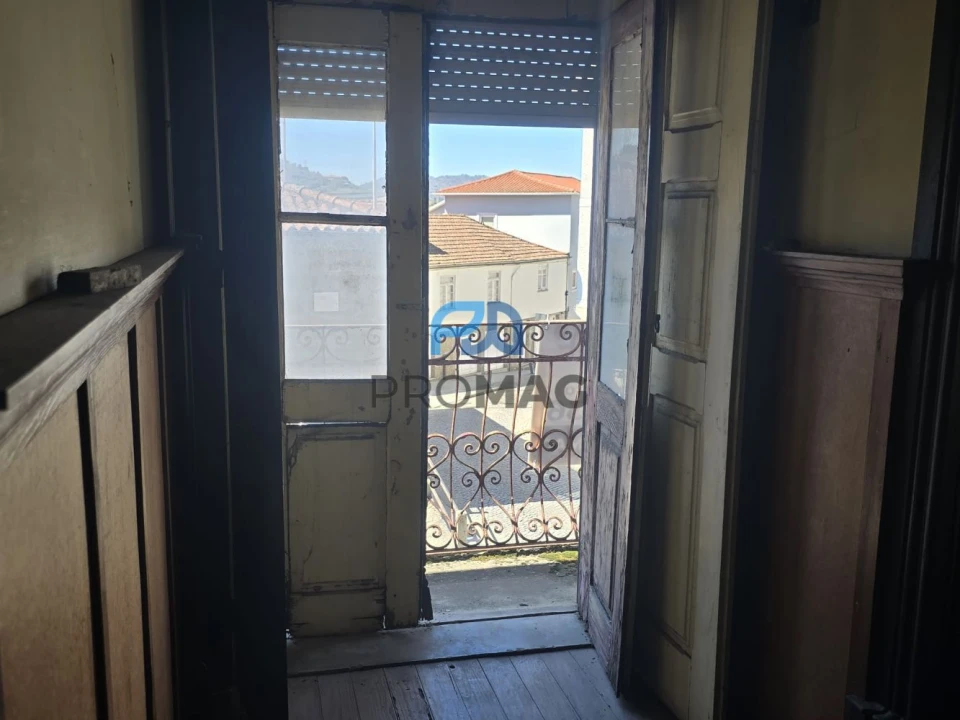 Moradia T6 para Venda em Resende Foto 17