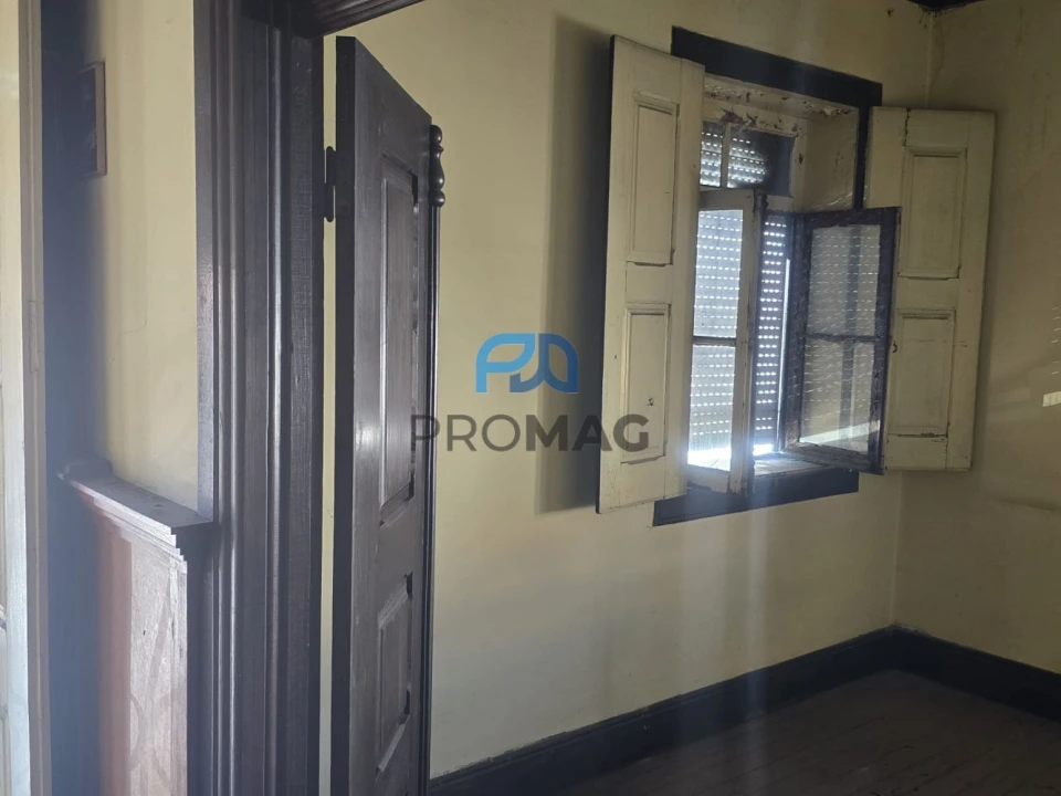 Moradia T6 para Venda em Resende Foto 14