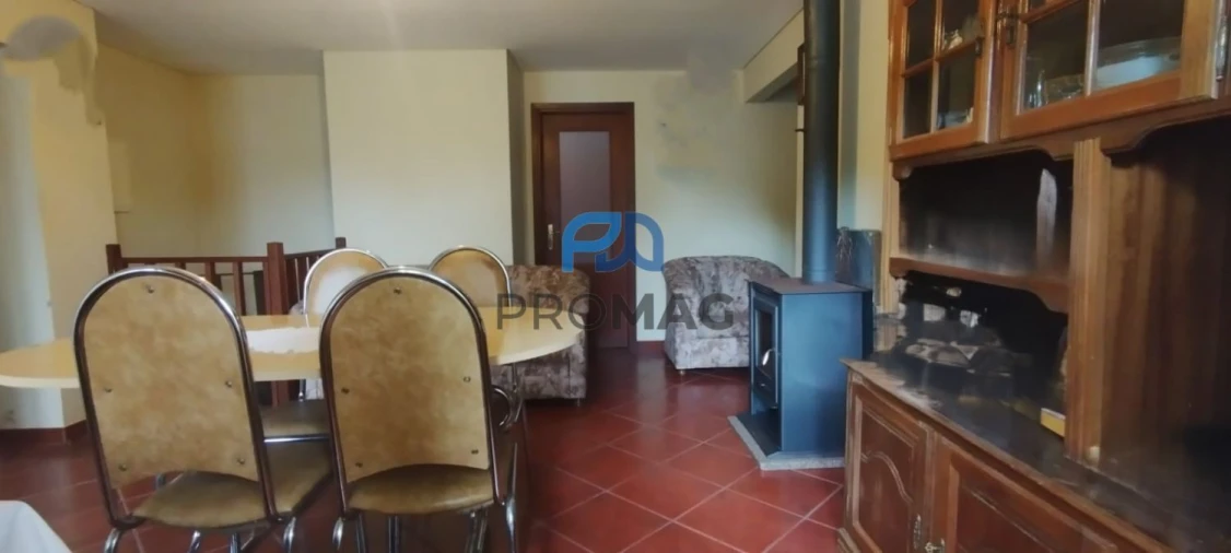 Moradia T2 para Venda em São Cipriano Foto 12