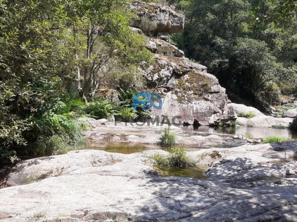 Moradia T2 para Venda em São Cipriano Foto 43