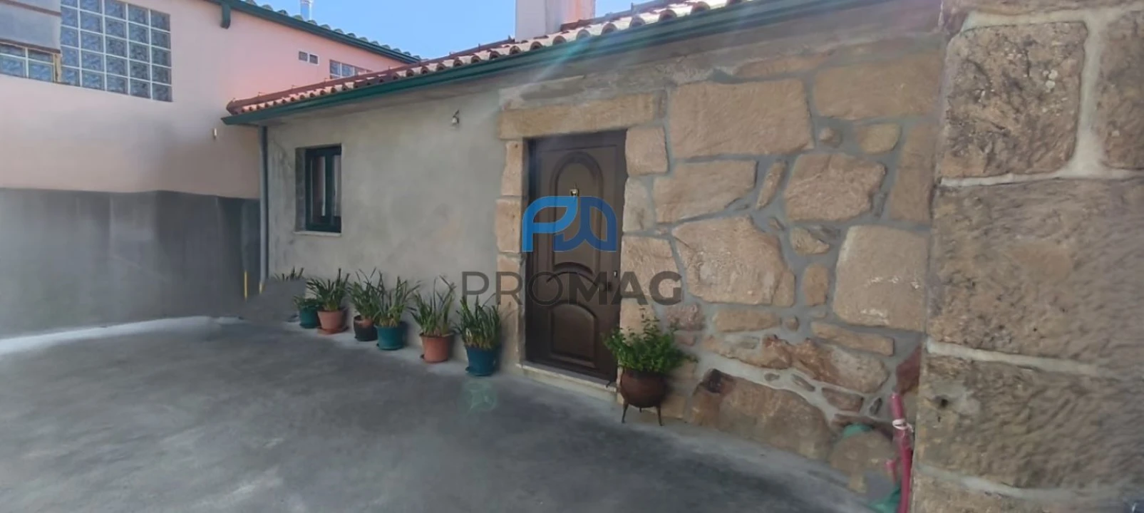 Moradia T2 para Venda em São Cipriano Foto 5