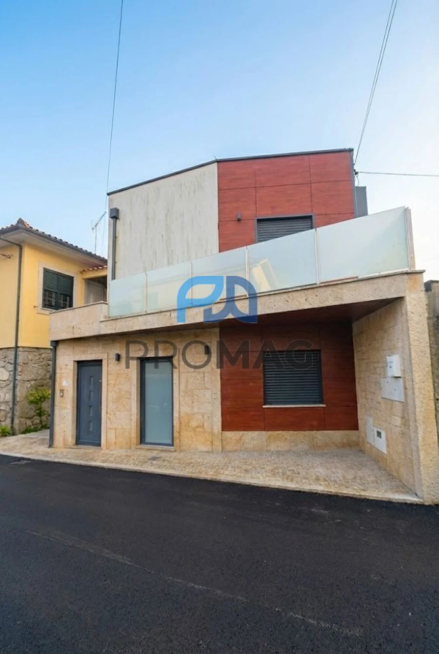 Moradia T2 para Venda em Gandra Foto 1