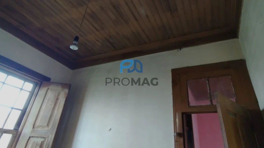 Moradia T3 para Venda em São Martinho de Mouros Foto 12