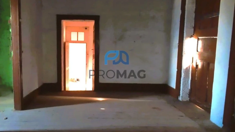 Moradia T3 para Venda em São Martinho de Mouros Foto 3