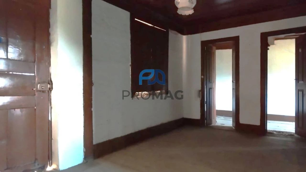 Moradia T3 para Venda em São Martinho de Mouros Foto 6