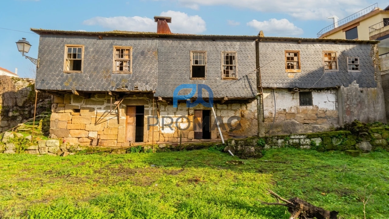 Moradia T3 para Venda em São Martinho de Mouros Foto 6