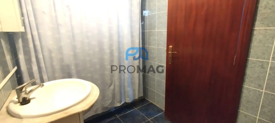 Moradia T4 para Venda em Anreade e São Romão de Aregos Foto 8