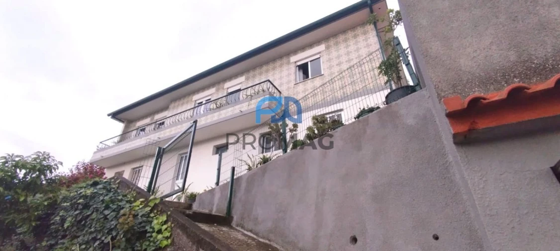 Moradia T4 para Venda em Anreade e São Romão de Aregos Foto 2