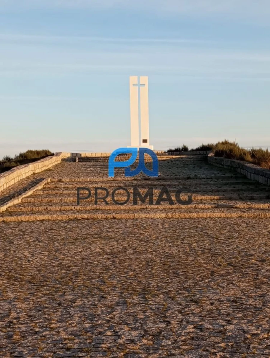 Moradia T2 para Venda em São João de Fontoura Foto 24