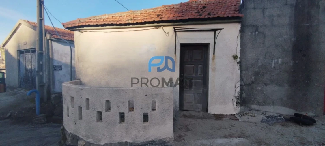 Moradia T2 para Venda em São João de Fontoura Foto 2