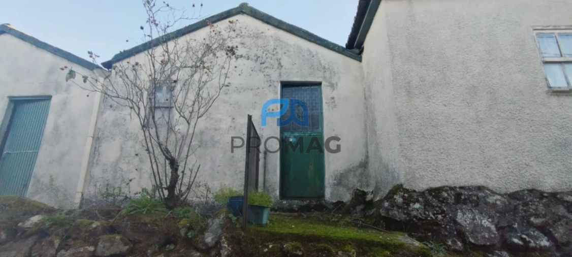 Moradia T2 para Venda em São João de Fontoura Foto 9