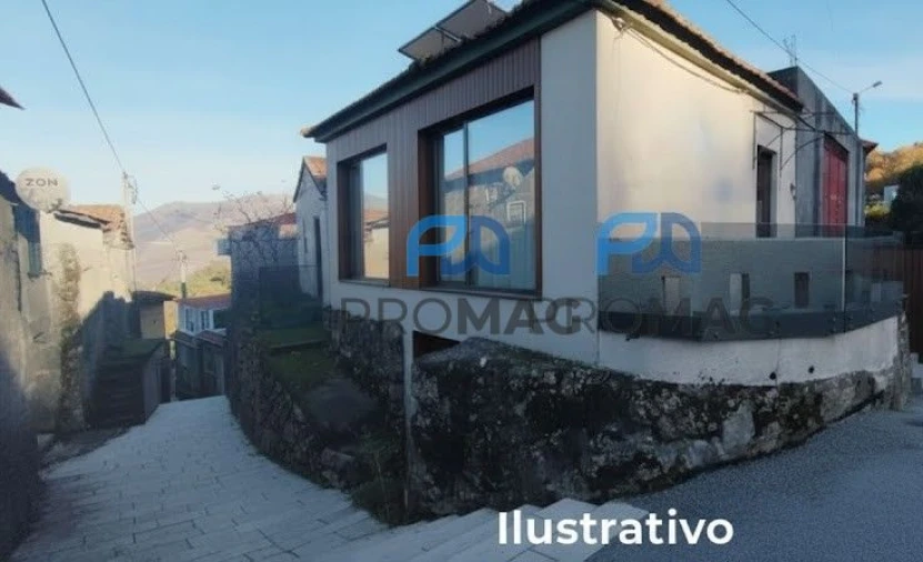 Moradia T2 para Venda em São João de Fontoura Foto 1