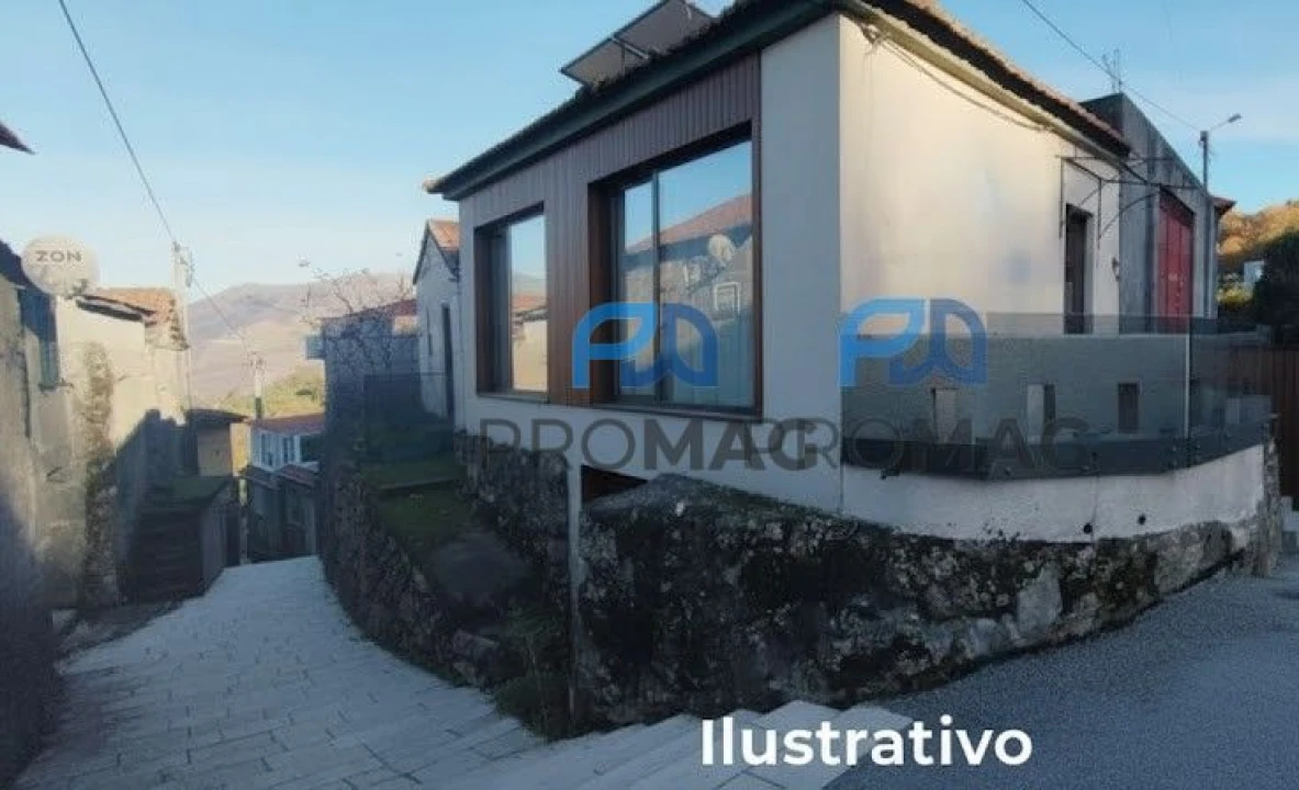 Moradia T2 para Venda em São João de Fontoura Foto 1